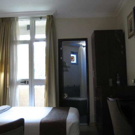 Manrashiwa Hotel Адис Абеба Екстериор снимка