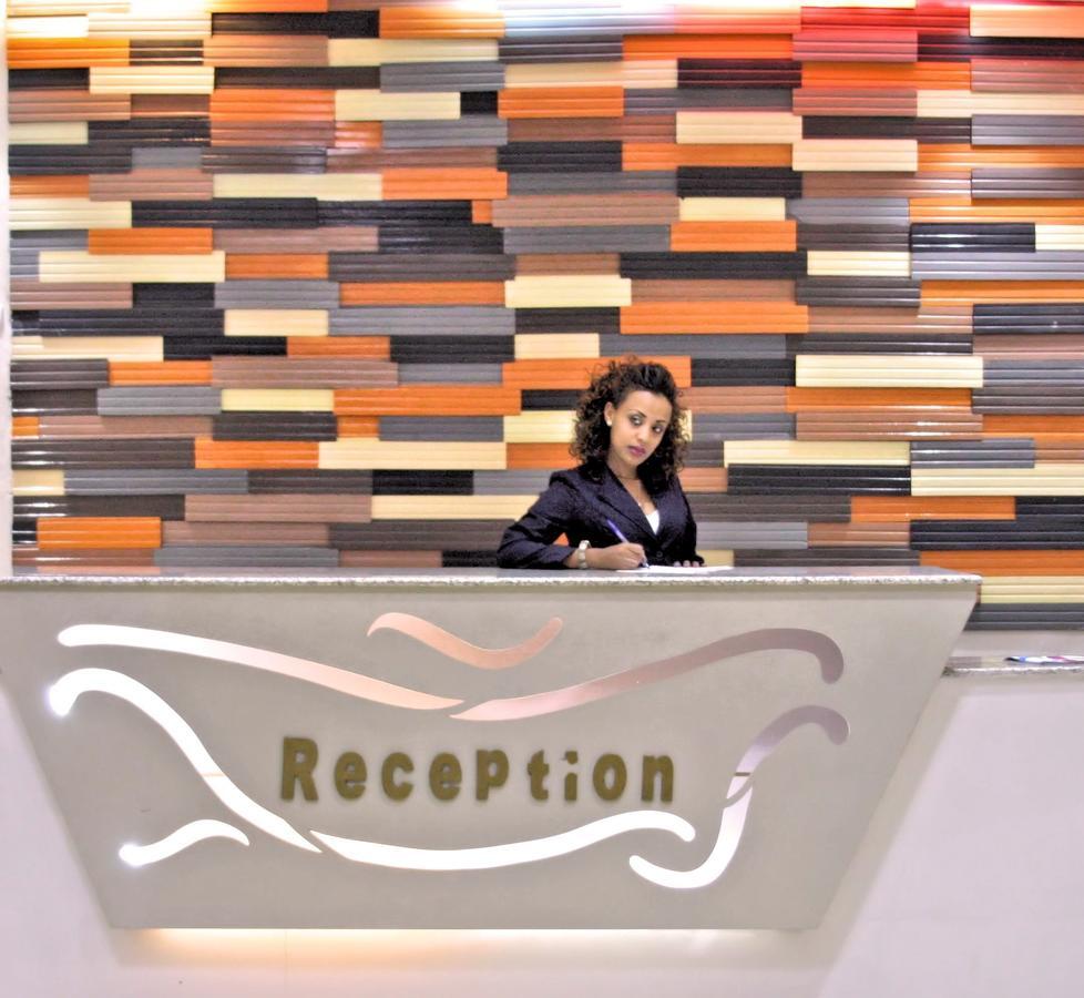 Manrashiwa Hotel Адис Абеба Екстериор снимка