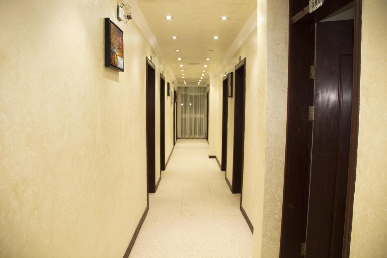 Manrashiwa Hotel Адис Абеба Екстериор снимка