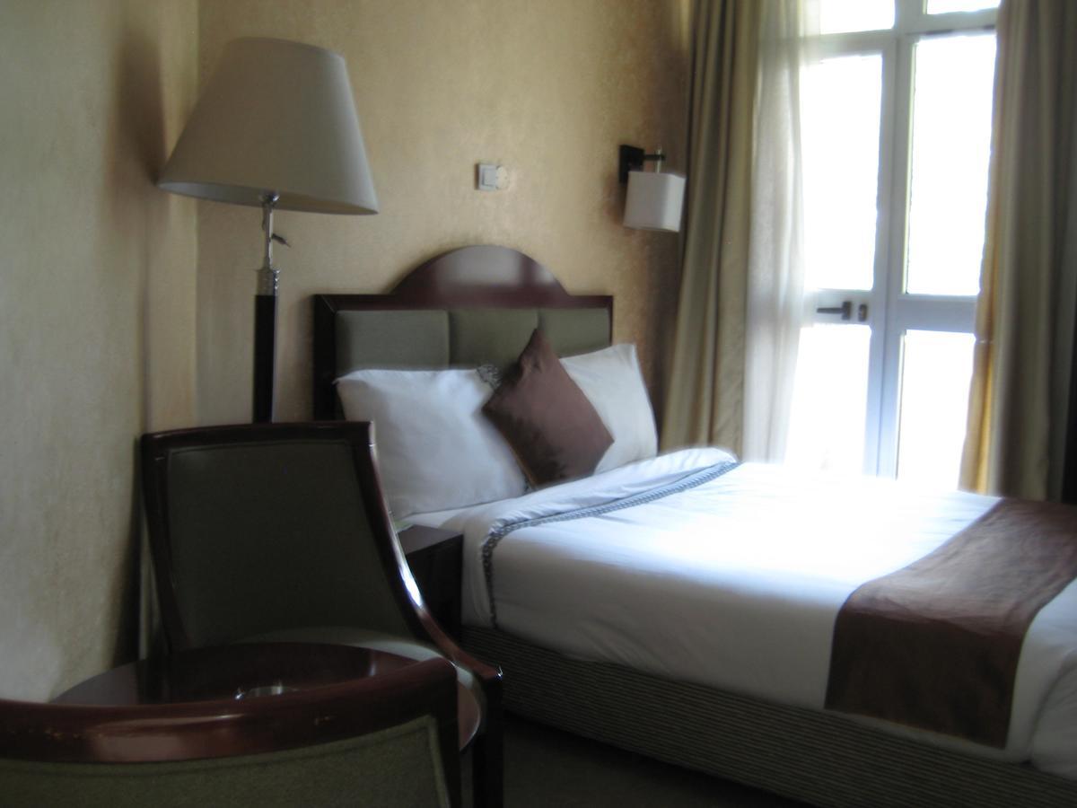 Manrashiwa Hotel Адис Абеба Екстериор снимка