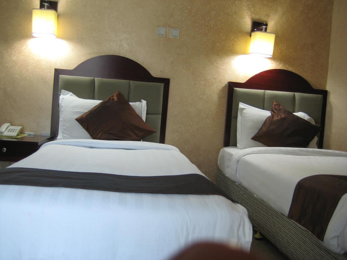 Manrashiwa Hotel Адис Абеба Екстериор снимка