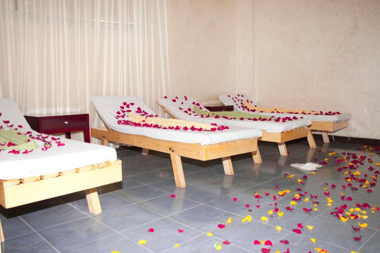 Manrashiwa Hotel Адис Абеба Екстериор снимка